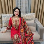 স্টোনের থ্রি পিস