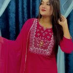 গাড়ারা থ্রি পিস এমব্রয়েডারির এর কাজ করা