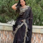 ব্লাউজ পিস সেলাই ছাড়া জিমি চু শাড়ি